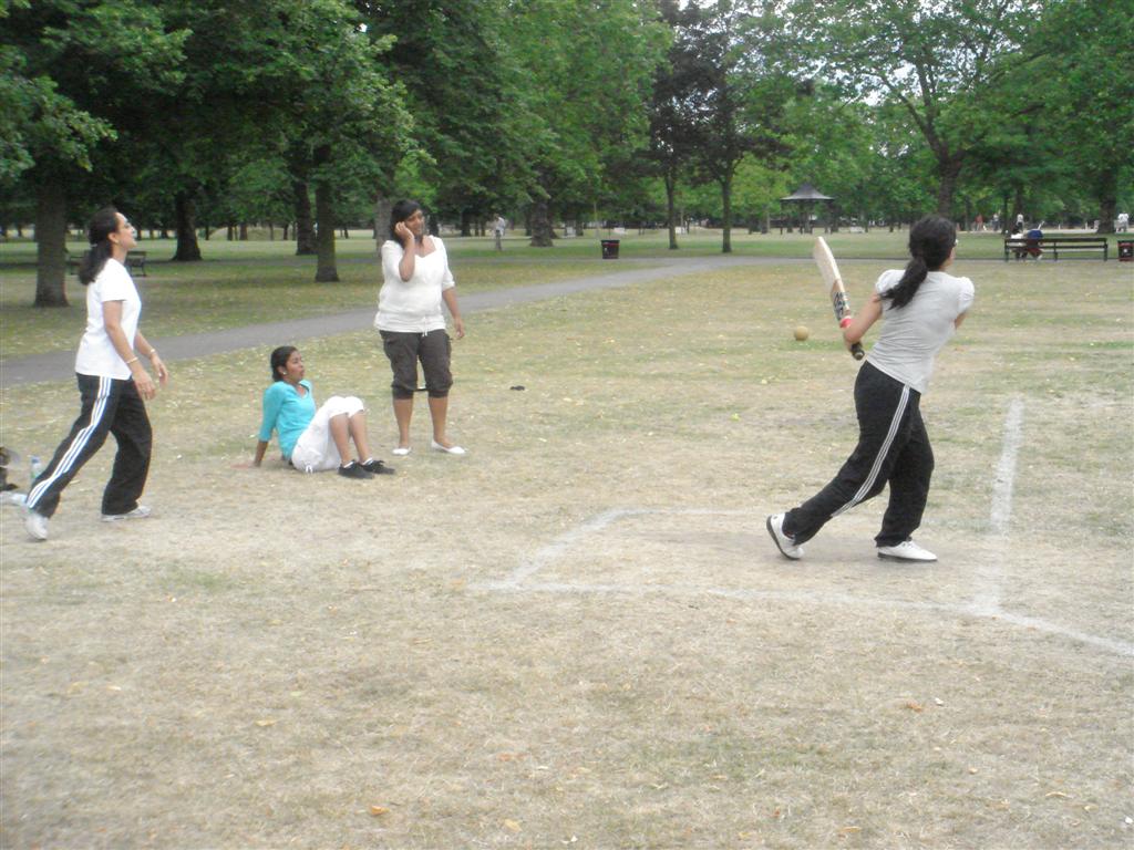 ©1987-2017 SKS Swaminarayan Temple East London