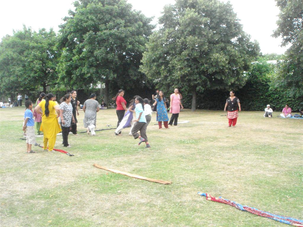 ©1987-2017 SKS Swaminarayan Temple East London