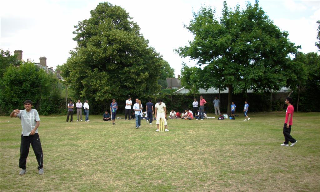 ©1987-2017 SKS Swaminarayan Temple East London