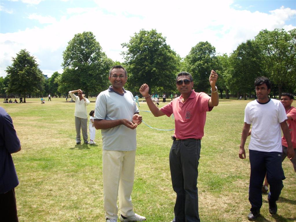 ©1987-2017 SKS Swaminarayan Temple East London