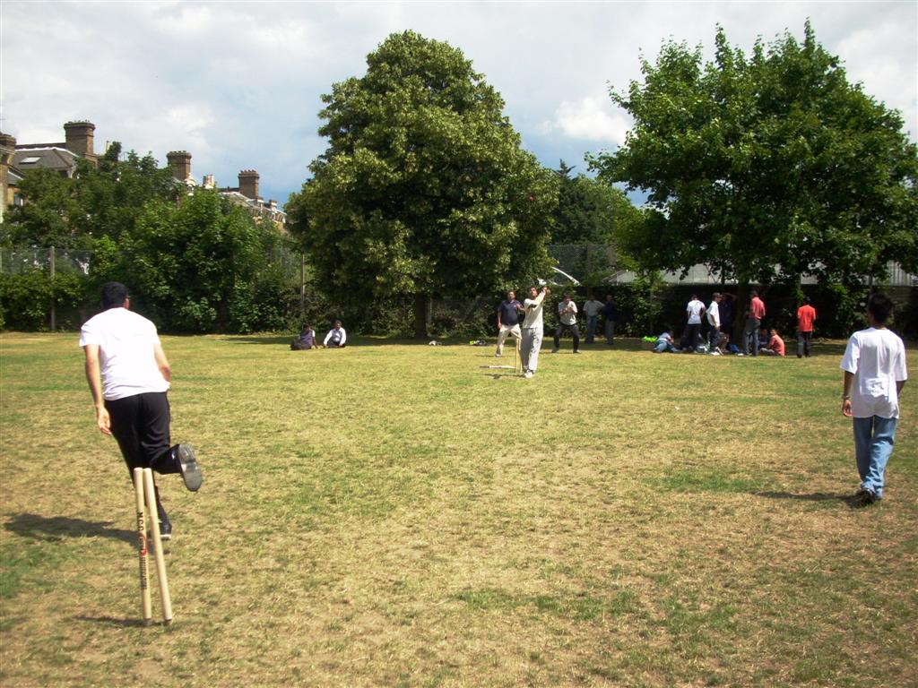©1987-2017 SKS Swaminarayan Temple East London