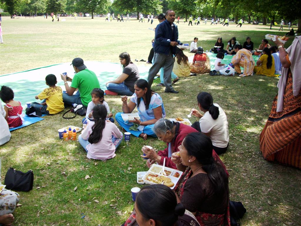 ©1987-2017 SKS Swaminarayan Temple East London
