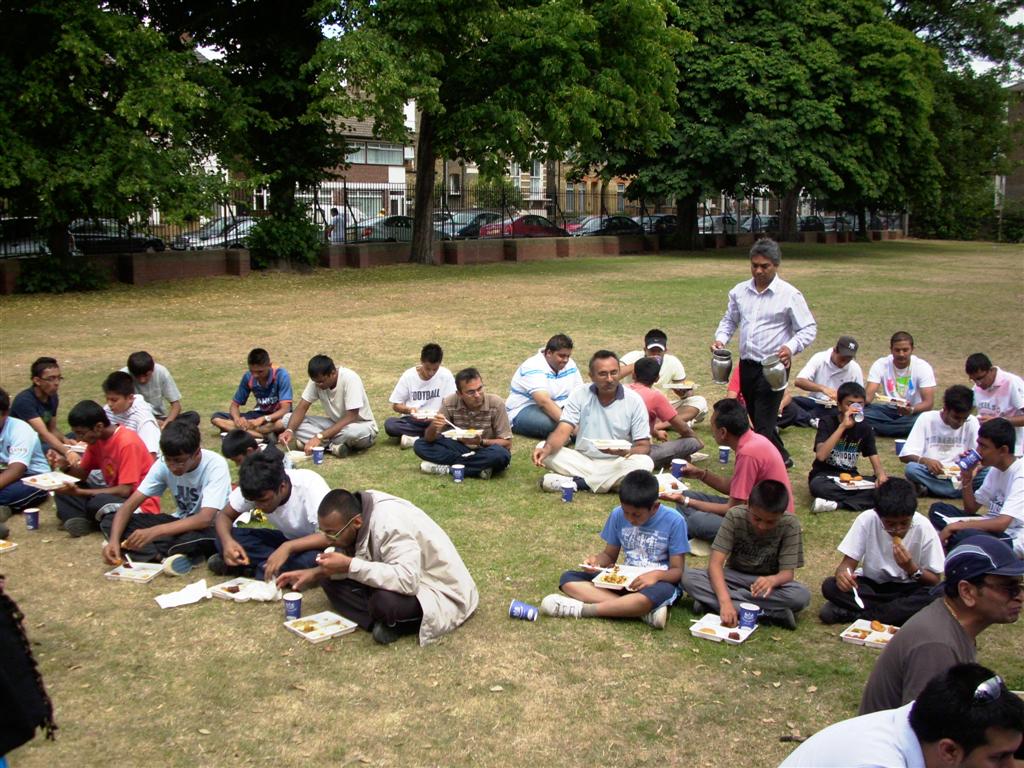 ©1987-2017 SKS Swaminarayan Temple East London
