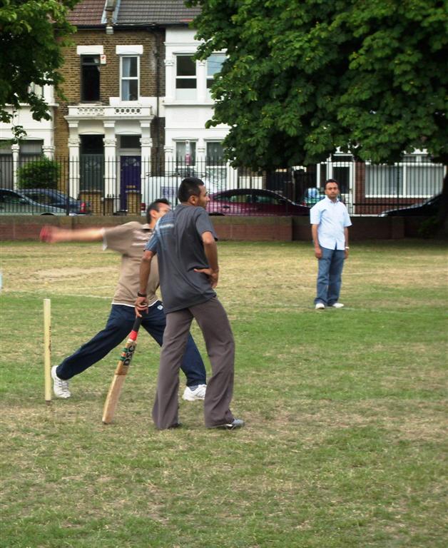 ©1987-2017 SKS Swaminarayan Temple East London