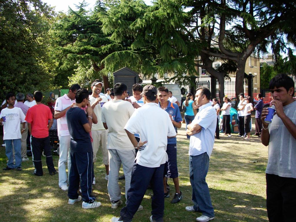 ©1987-2017 SKS Swaminarayan Temple East London