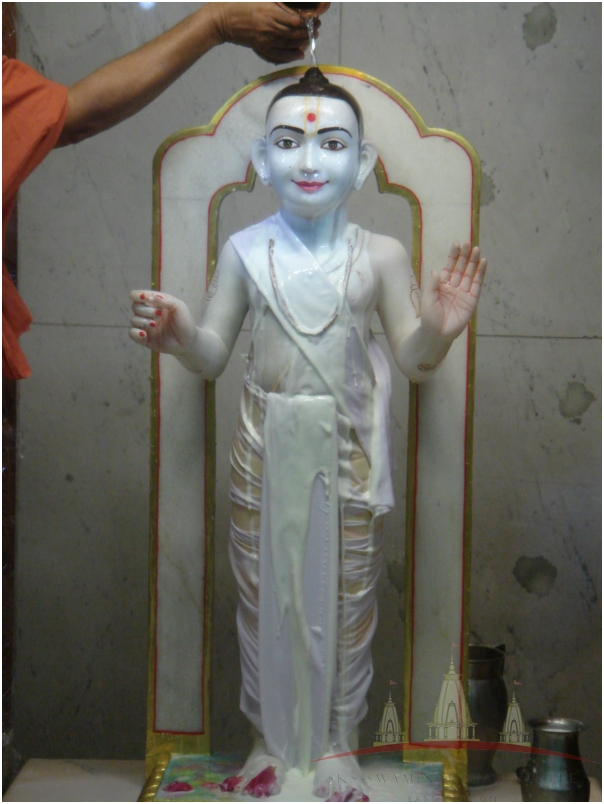 ©1987-2017 SKS Swaminarayan Temple East London