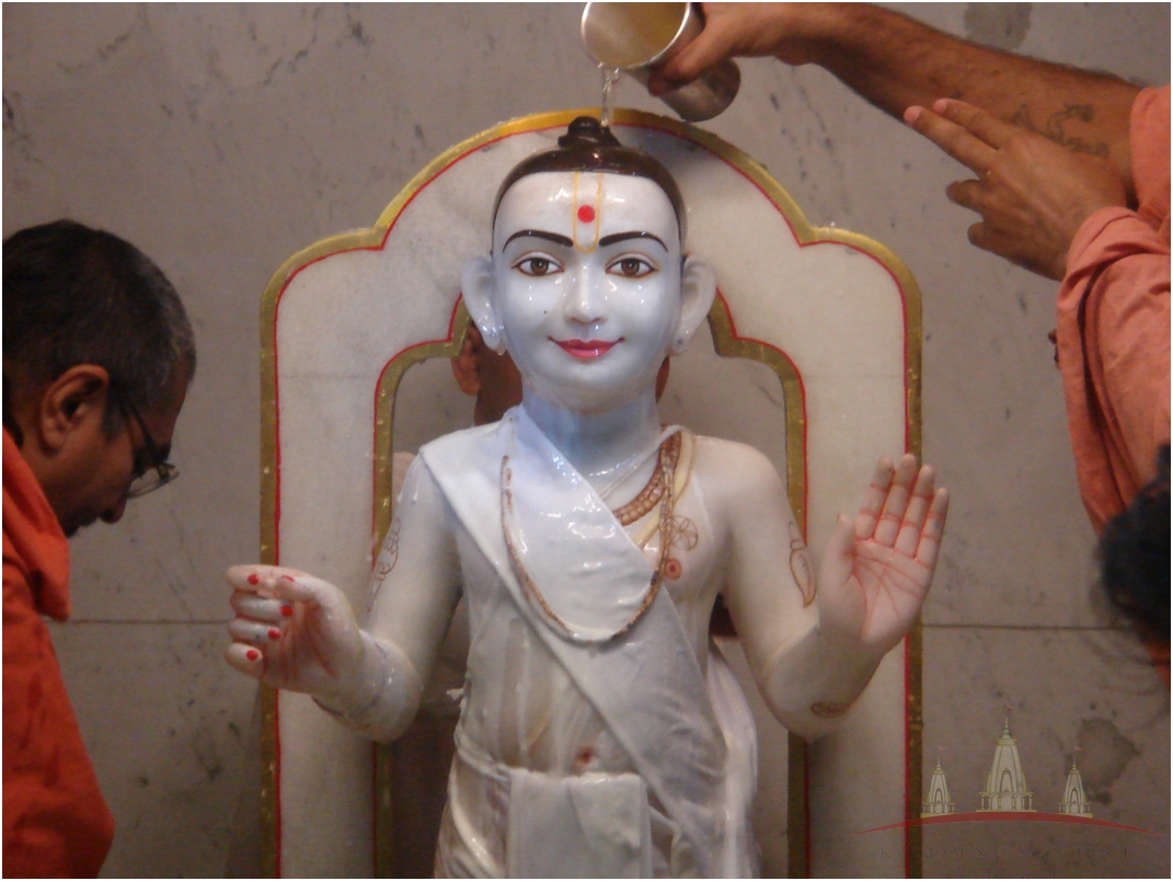 ©1987-2017 SKS Swaminarayan Temple East London