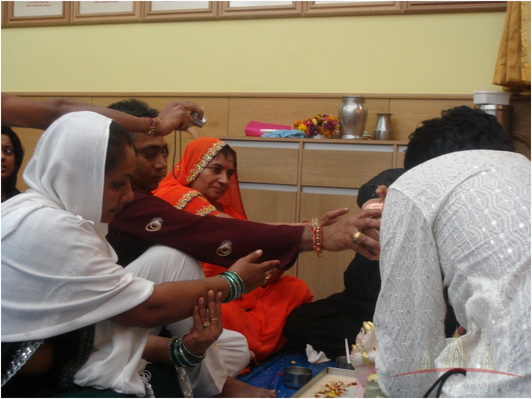 ©1987-2017 SKS Swaminarayan Temple East London