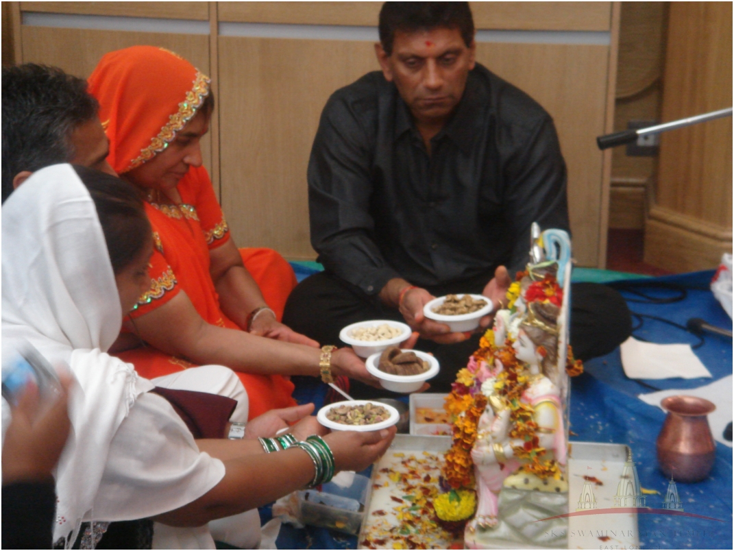 ©1987-2017 SKS Swaminarayan Temple East London