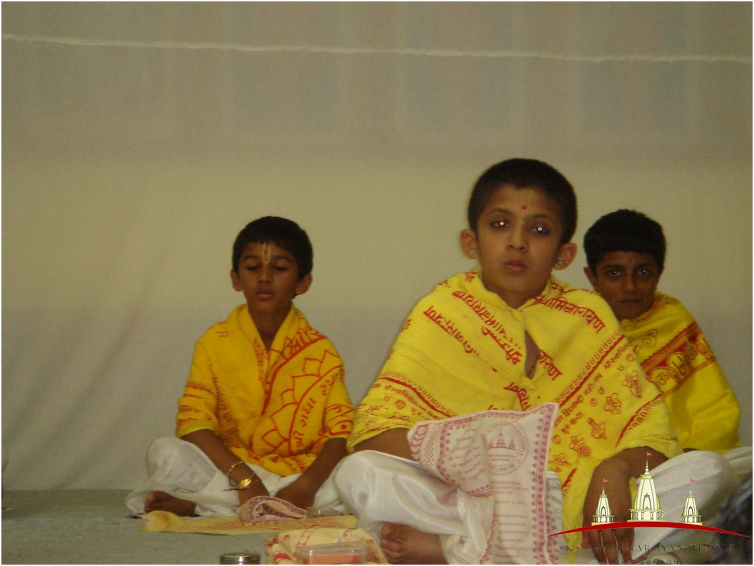 ©1987-2017 SKS Swaminarayan Temple East London