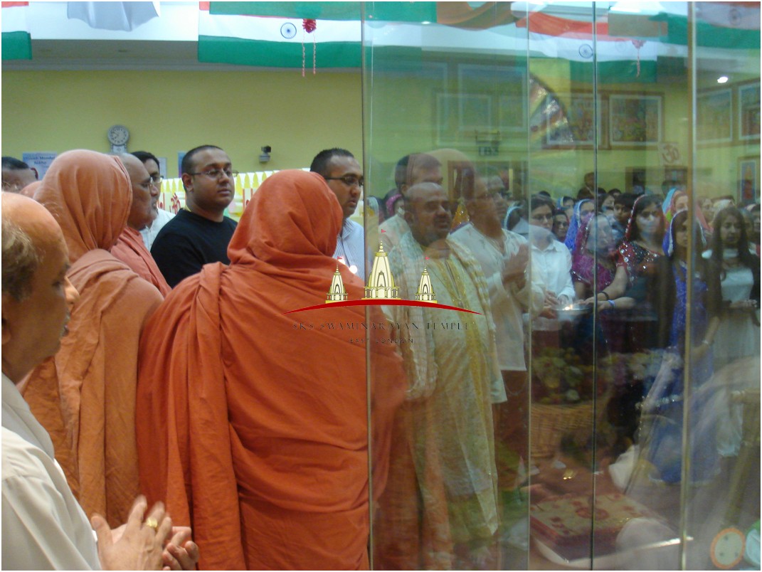 ©1987-2017 SKS Swaminarayan Temple East London