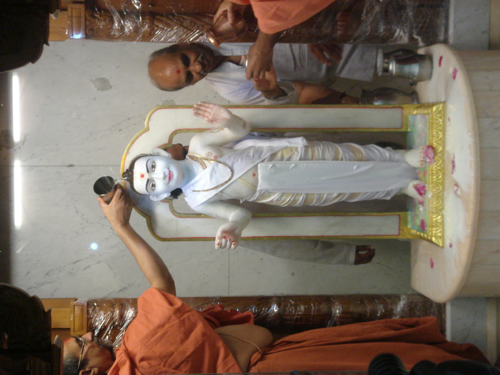 ©1987-2017 SKS Swaminarayan Temple East London