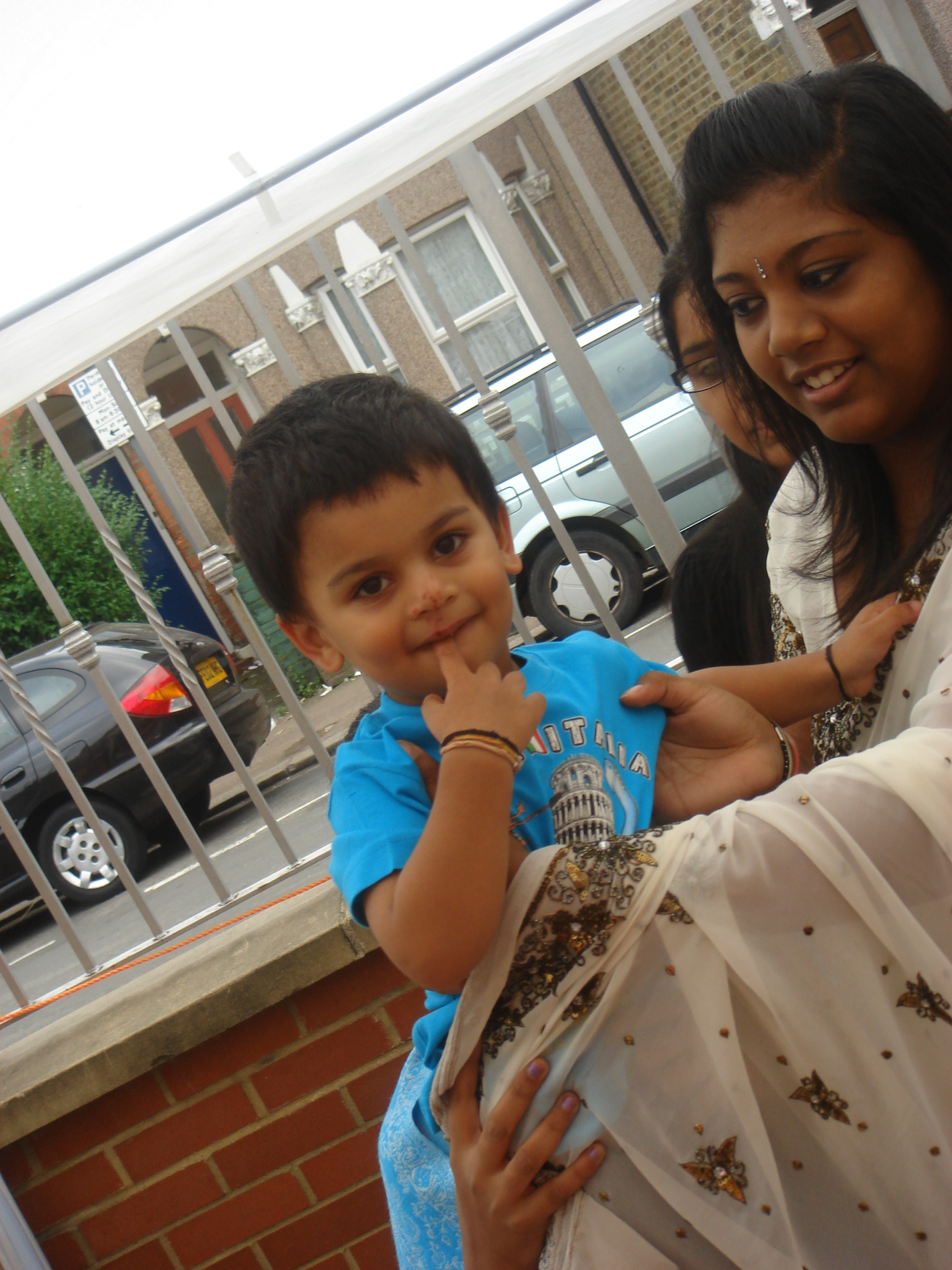 ©1987-2017 SKS Swaminarayan Temple East London
