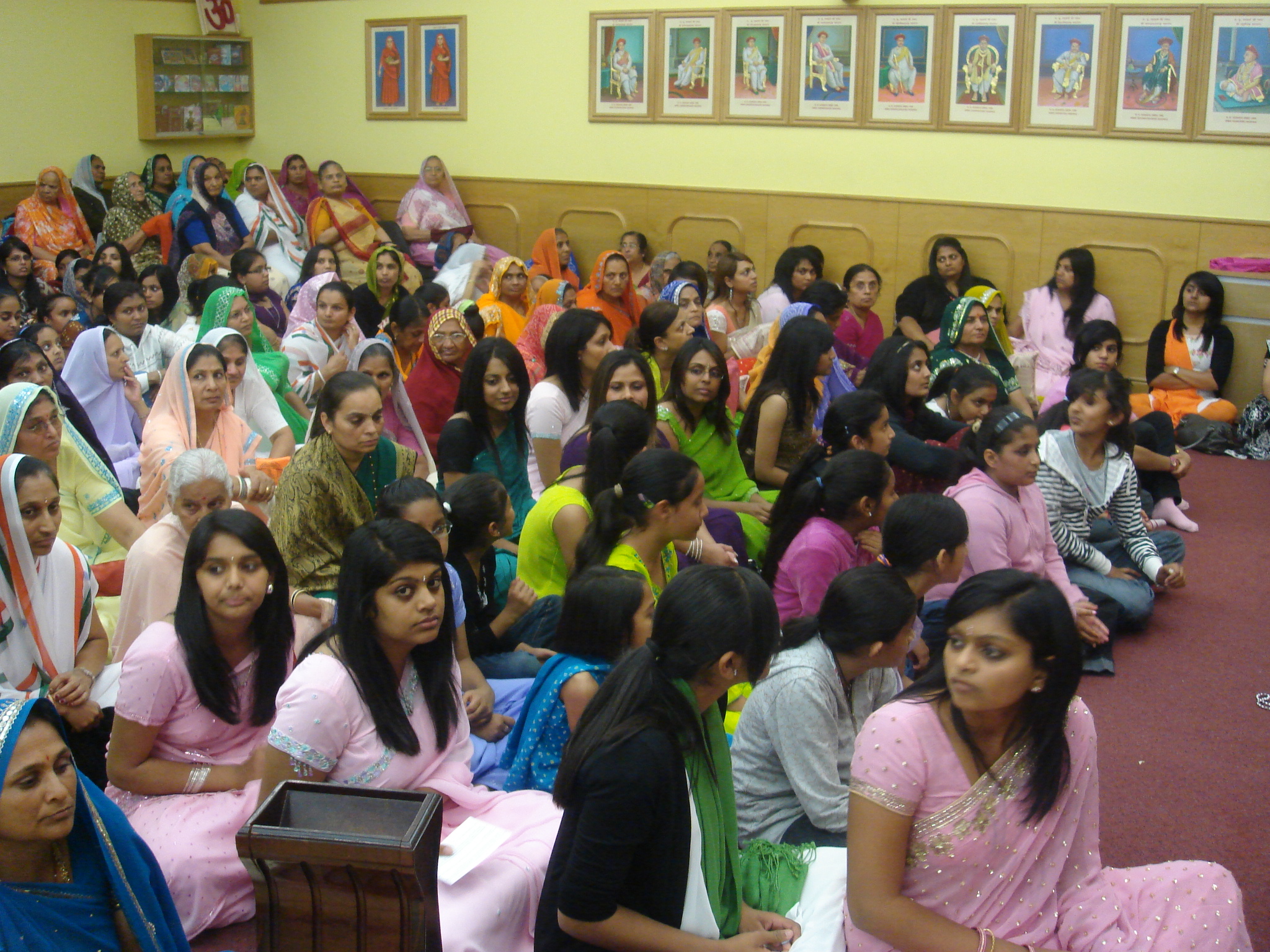 ©1987-2017 SKS Swaminarayan Temple East London