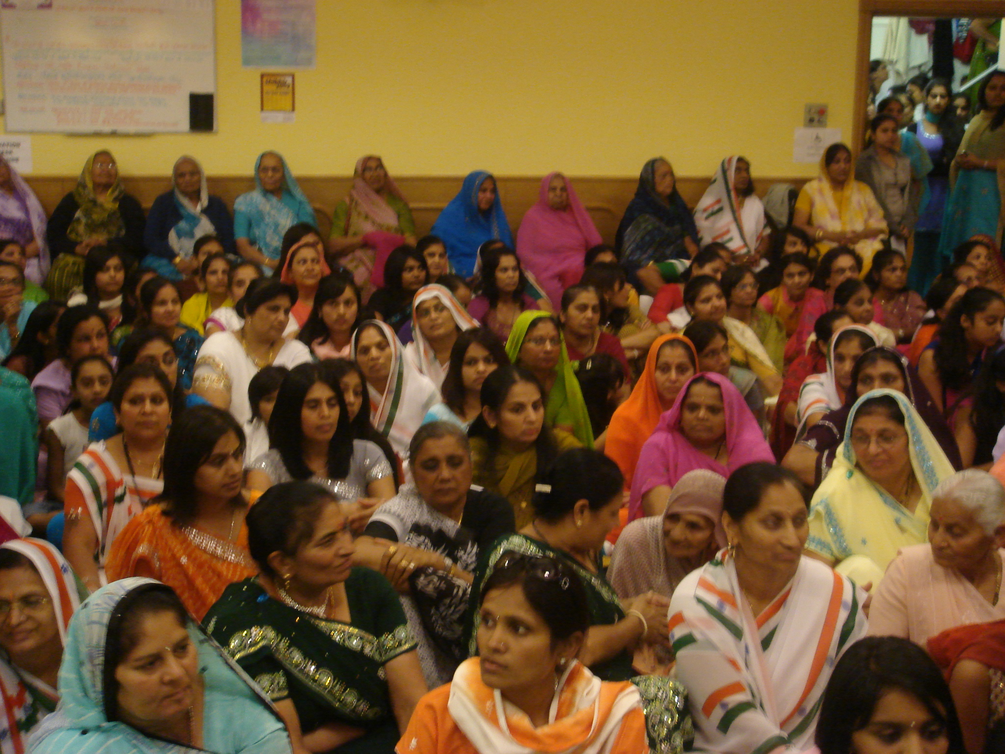 ©1987-2017 SKS Swaminarayan Temple East London