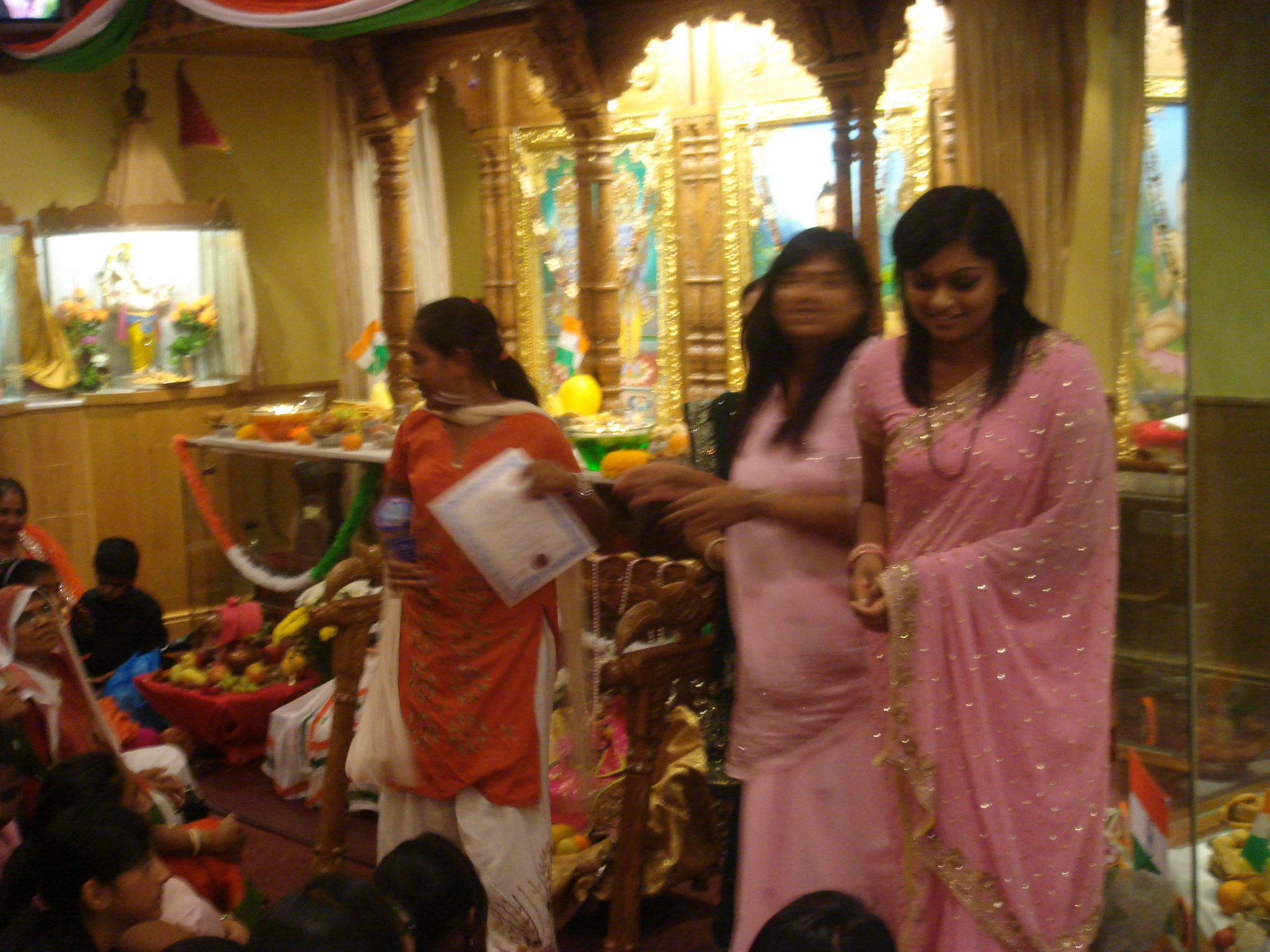 ©1987-2017 SKS Swaminarayan Temple East London