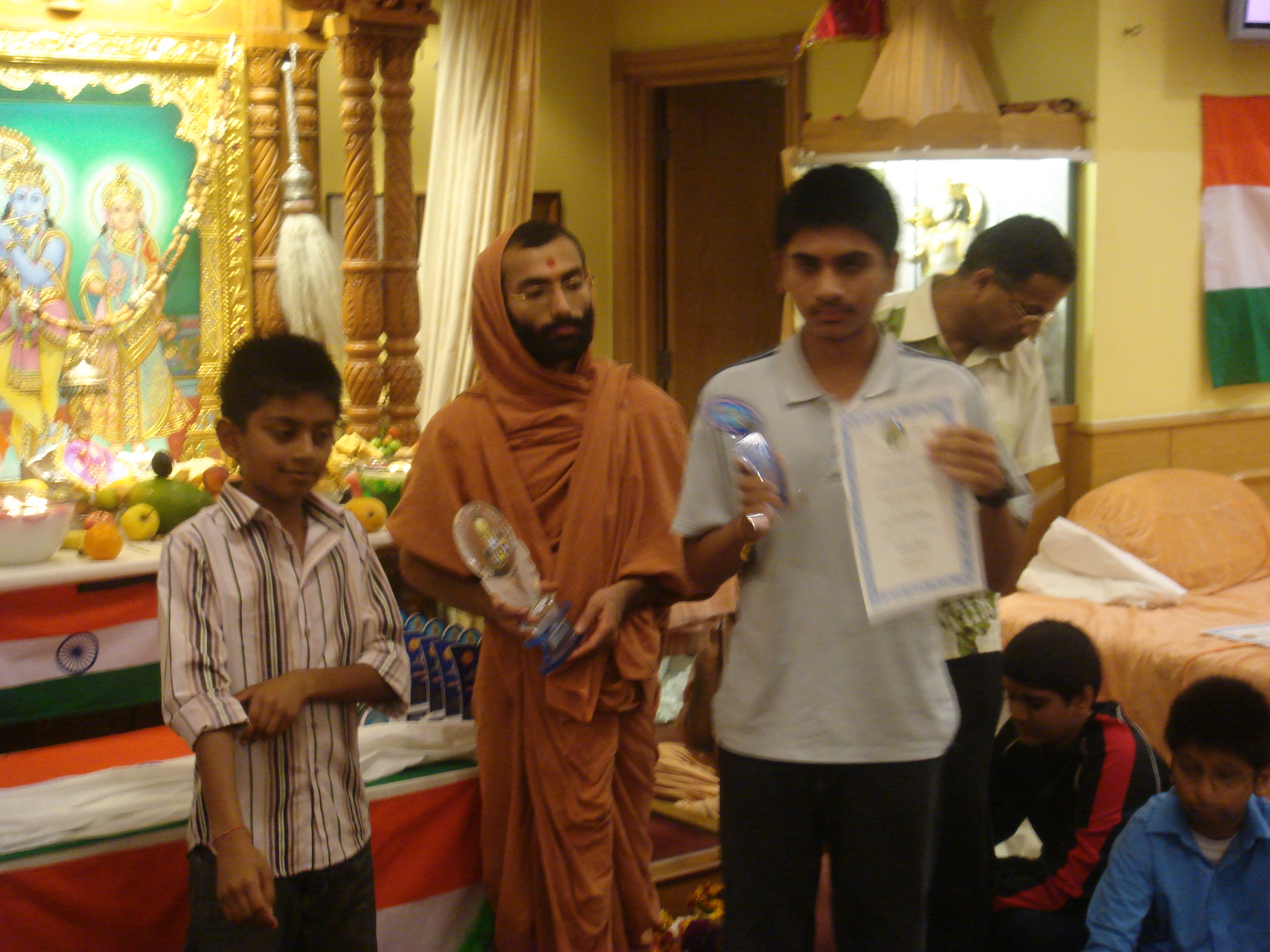 ©1987-2017 SKS Swaminarayan Temple East London