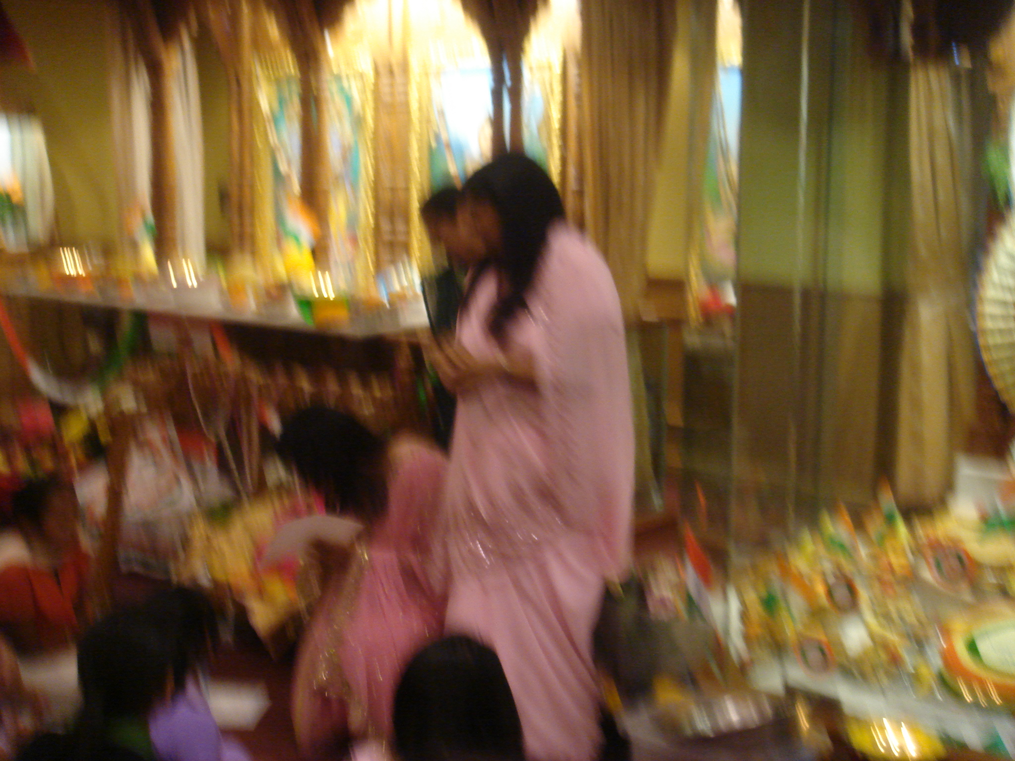 ©1987-2017 SKS Swaminarayan Temple East London