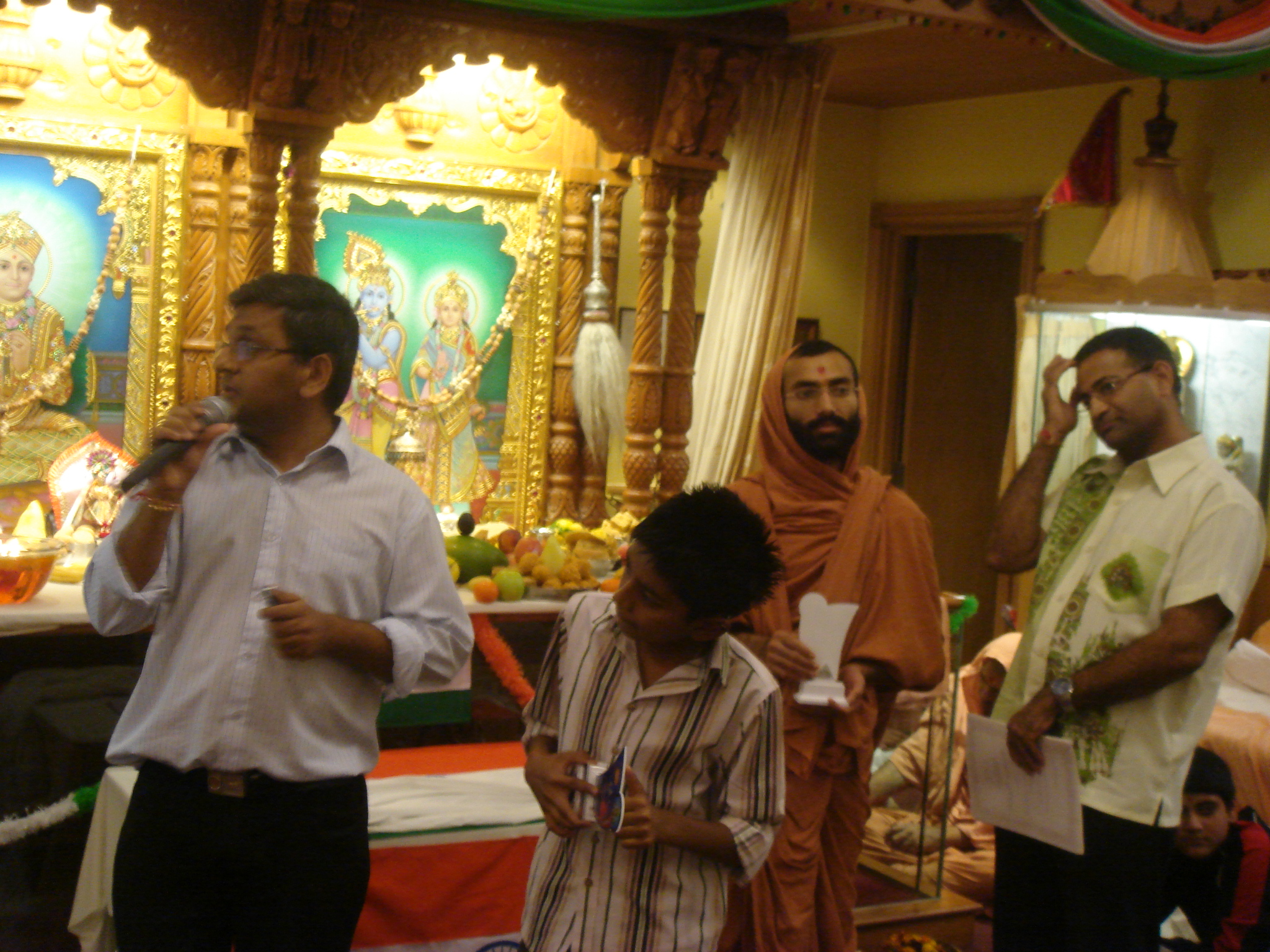 ©1987-2017 SKS Swaminarayan Temple East London