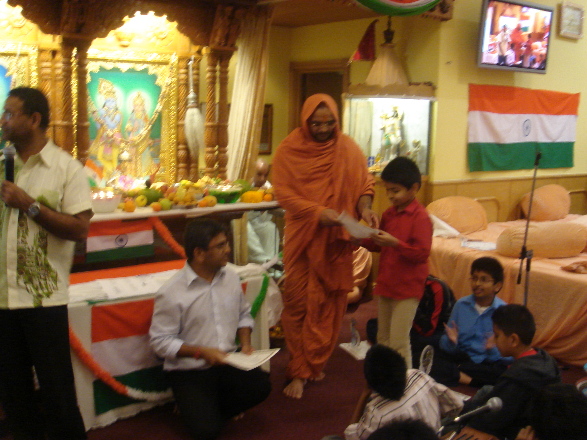 ©1987-2017 SKS Swaminarayan Temple East London