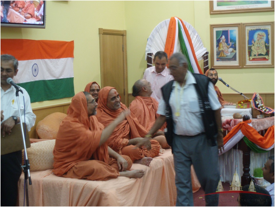 ©1987-2017 SKS Swaminarayan Temple East London