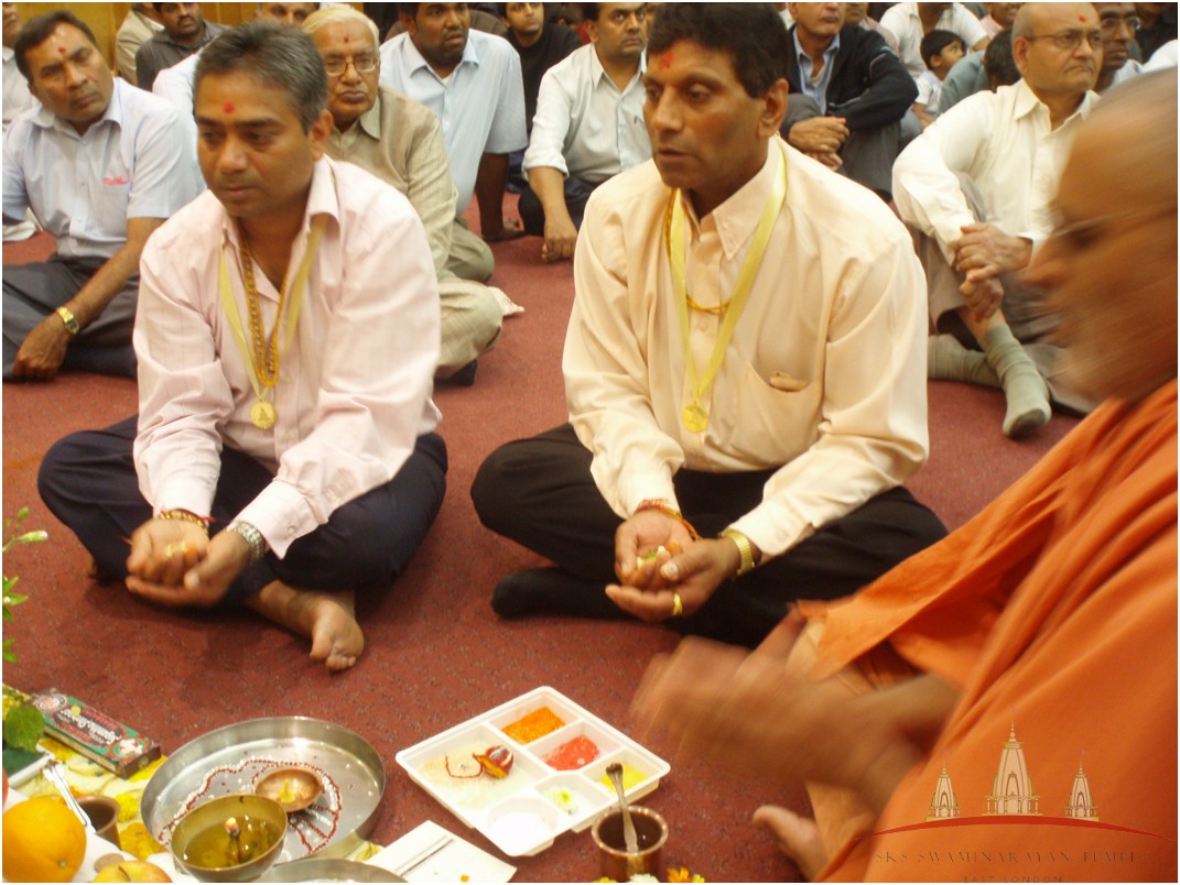 ©1987-2017 SKS Swaminarayan Temple East London