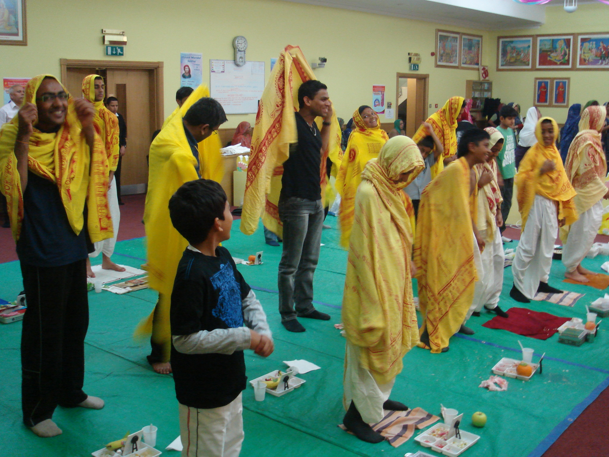 ©1987-2017 SKS Swaminarayan Temple East London