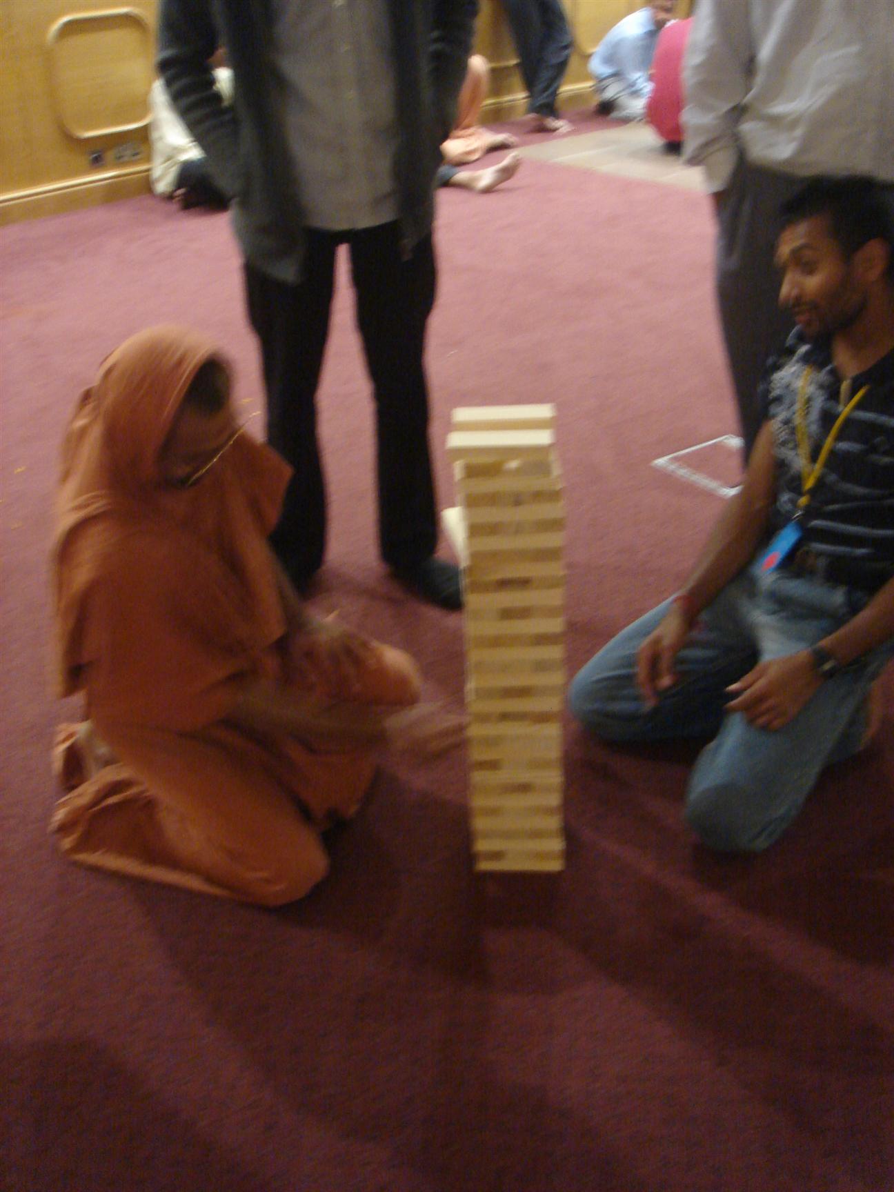 ©1987-2017 SKS Swaminarayan Temple East London