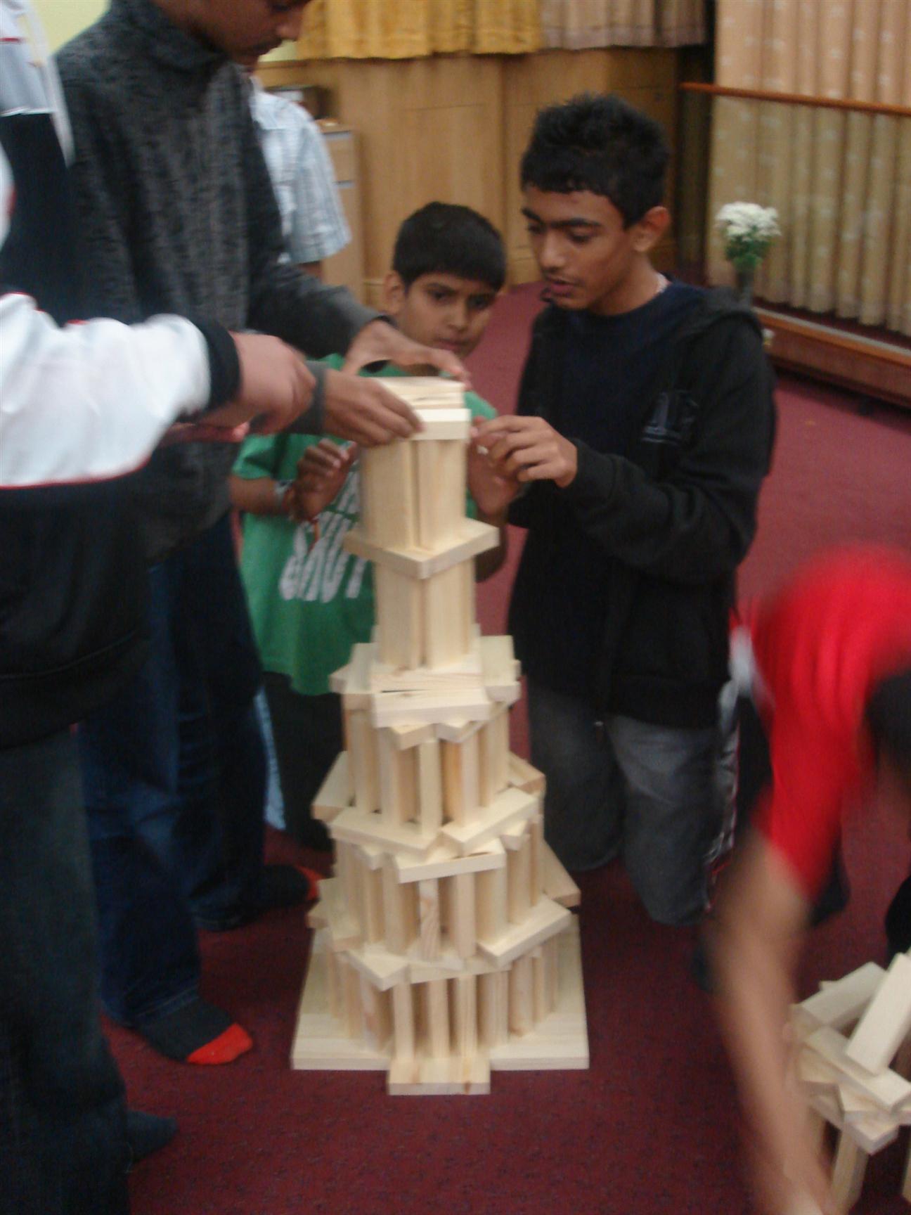 ©1987-2017 SKS Swaminarayan Temple East London