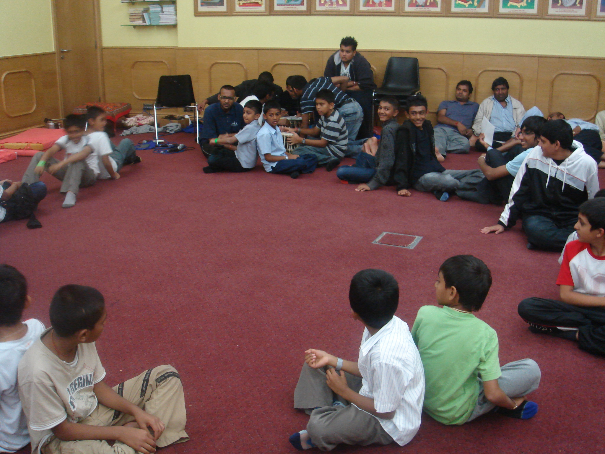 ©1987-2017 SKS Swaminarayan Temple East London