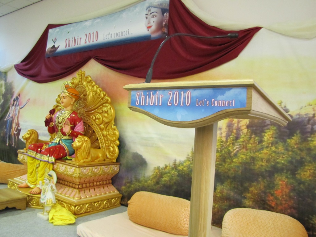 ©1987-2017 SKS Swaminarayan Temple East London