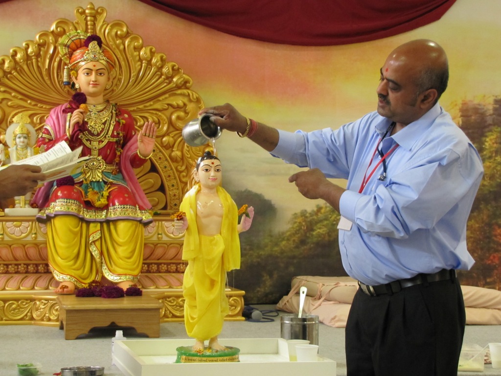 ©1987-2017 SKS Swaminarayan Temple East London