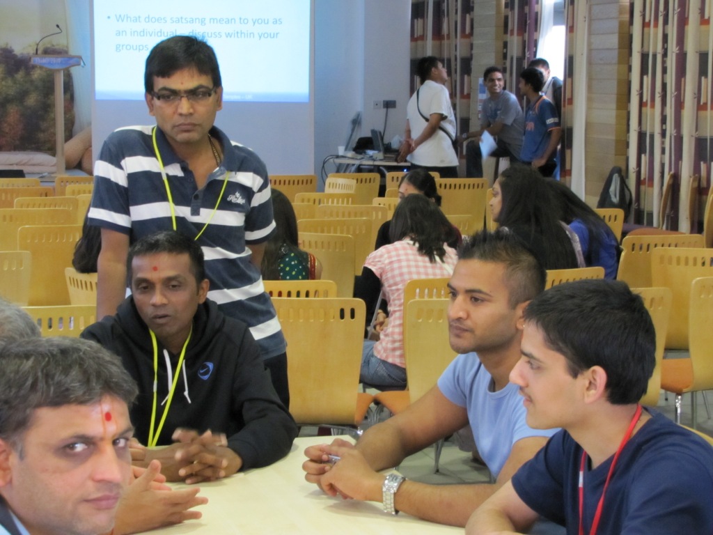 127 - ©1987-2017 SKS Swaminarayan Temple East London