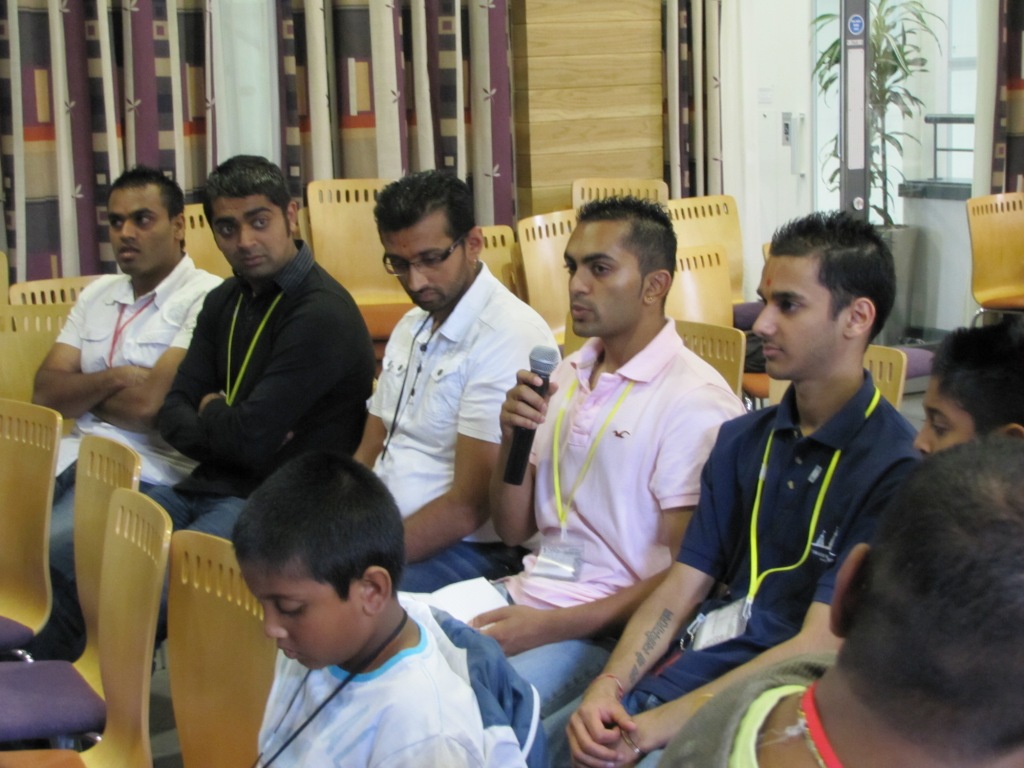 129 - ©1987-2017 SKS Swaminarayan Temple East London