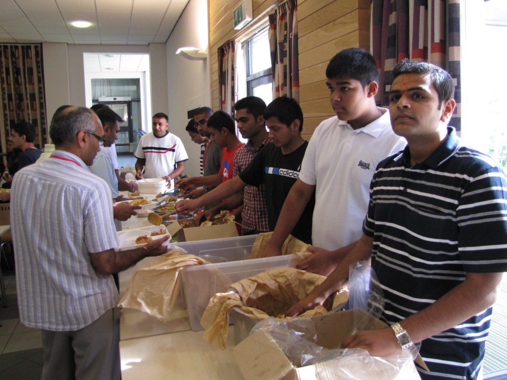 ©1987-2017 SKS Swaminarayan Temple East London