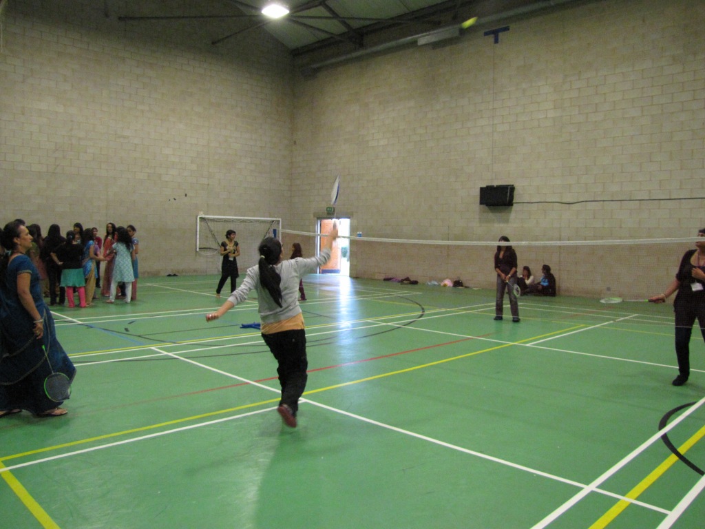 81 - ©1987-2017 SKS Swaminarayan Temple East London
