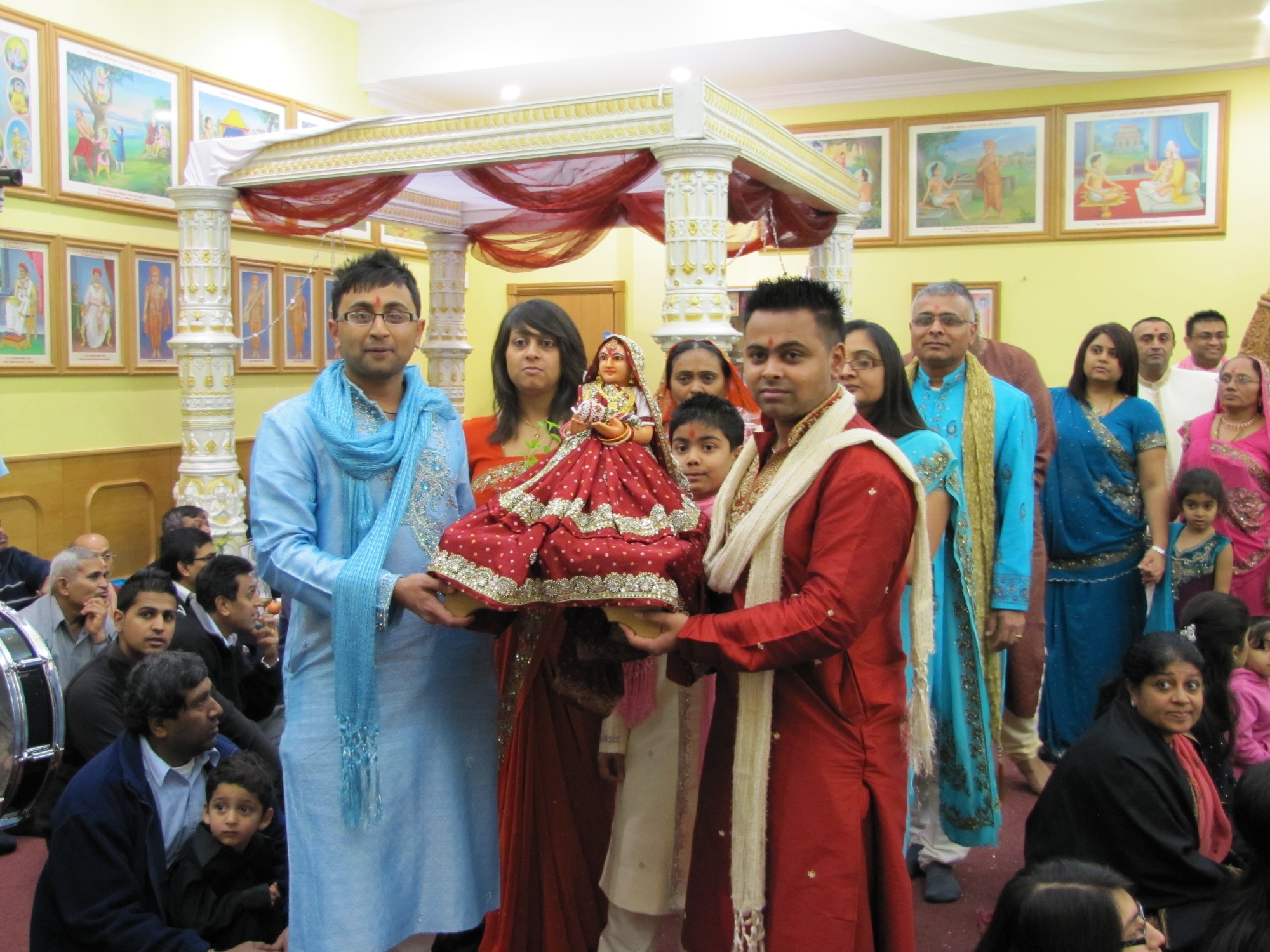 ©1987-2017 SKS Swaminarayan Temple East London