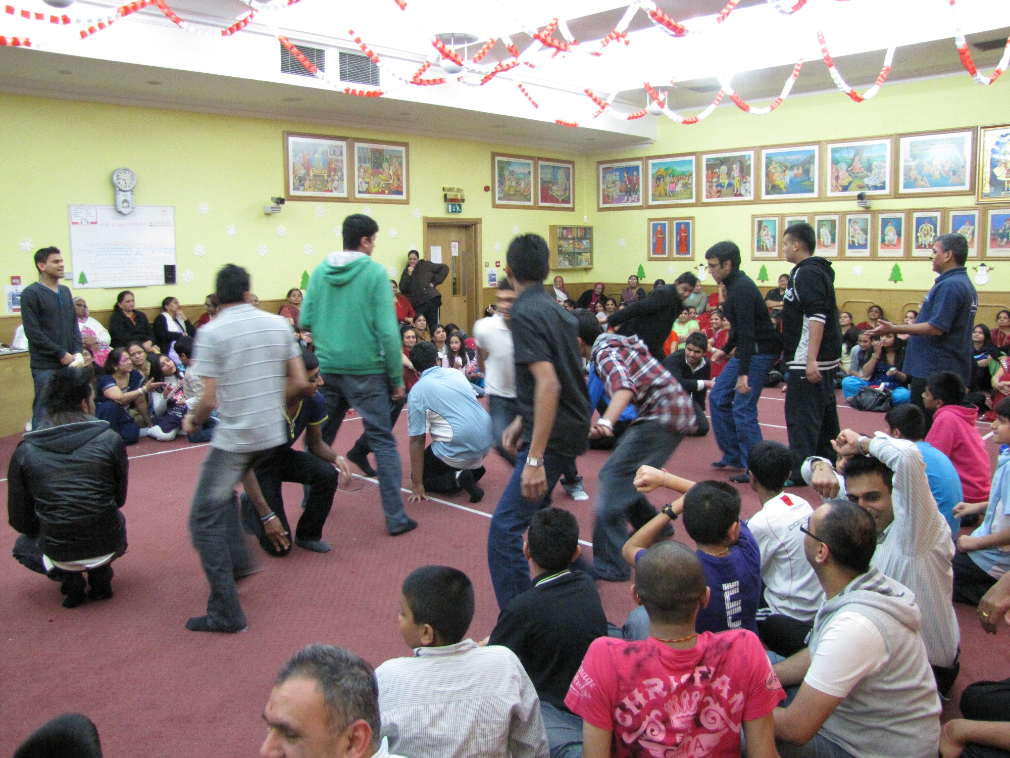 ©1987-2017 SKS Swaminarayan Temple East London