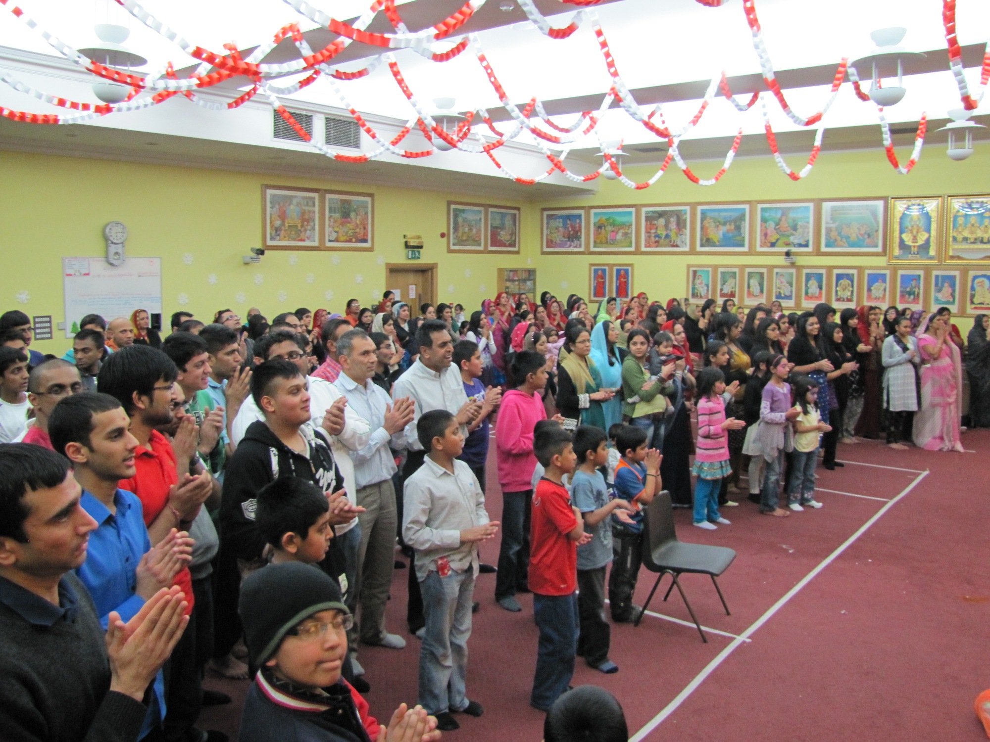 ©1987-2017 SKS Swaminarayan Temple East London