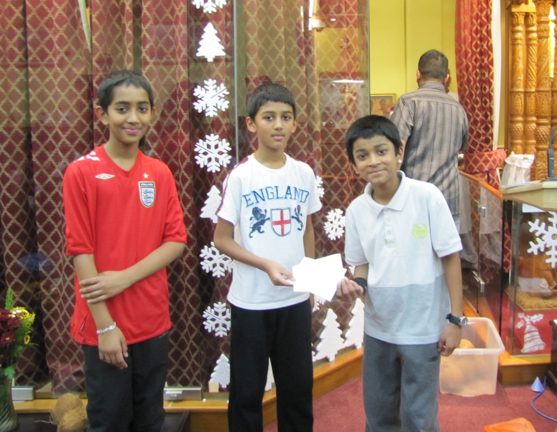 ©1987-2017 SKS Swaminarayan Temple East London