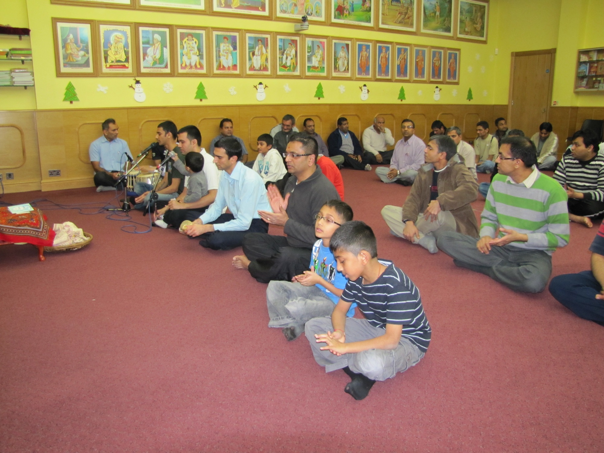 ©1987-2017 SKS Swaminarayan Temple East London