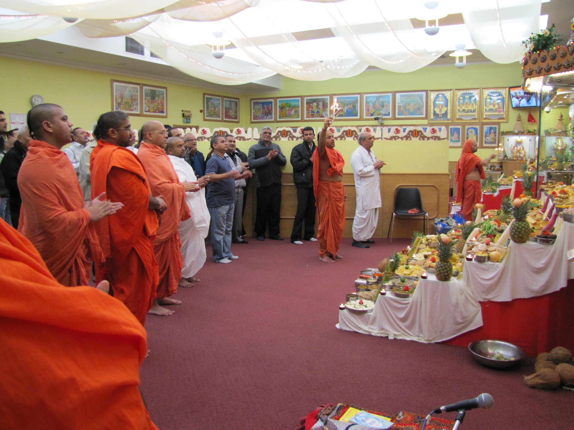 ©1987-2017 SKS Swaminarayan Temple East London