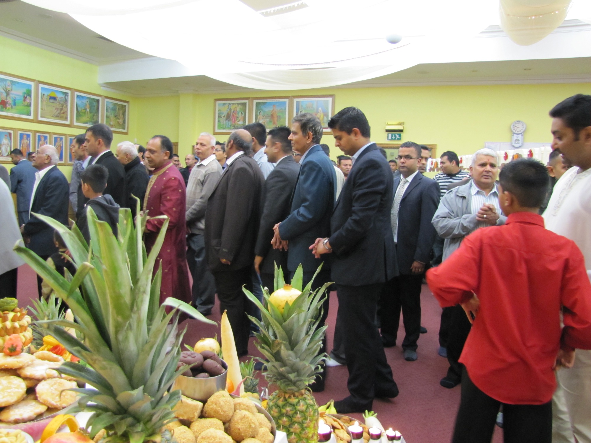 ©1987-2017 SKS Swaminarayan Temple East London