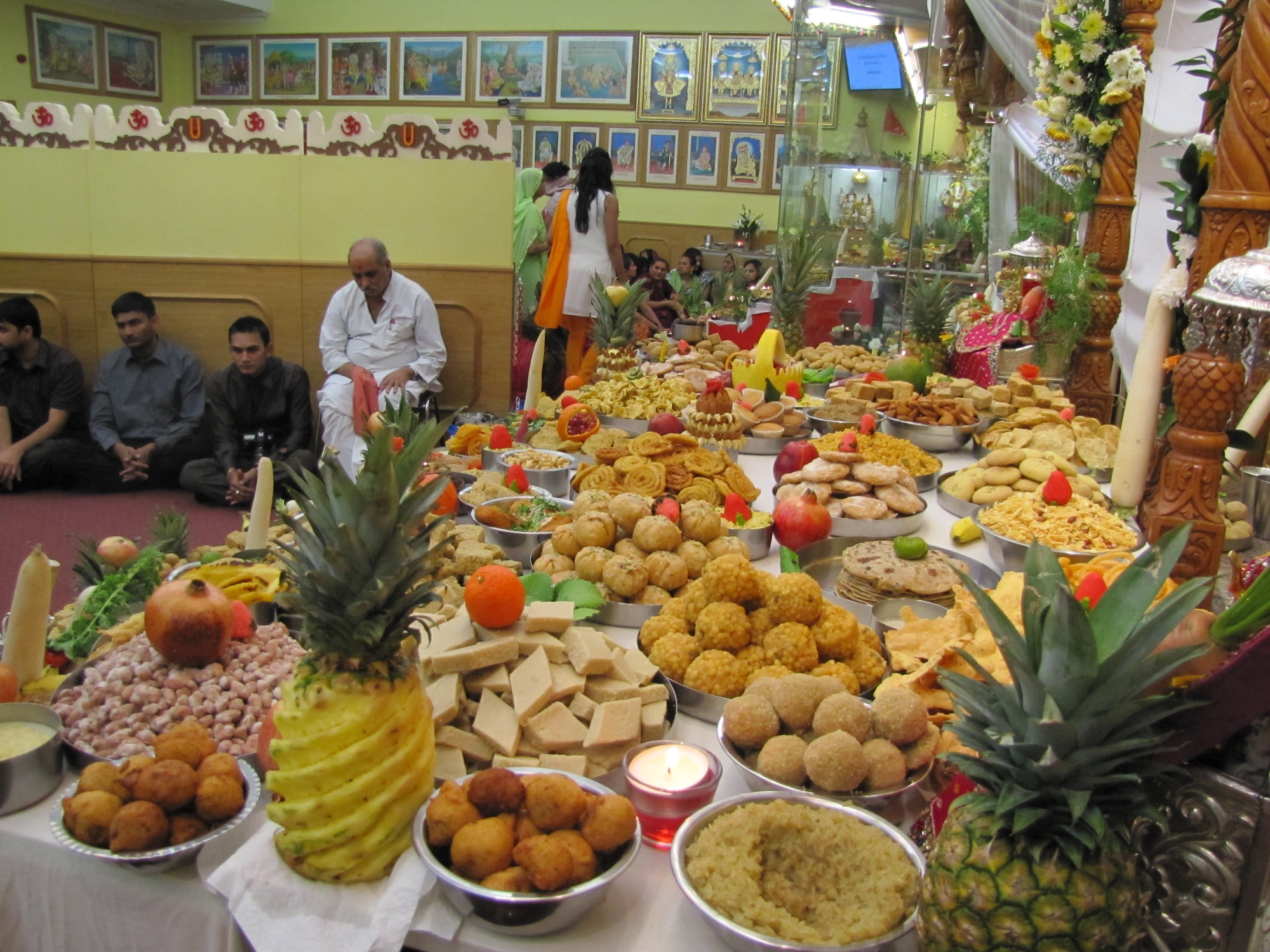 ©1987-2017 SKS Swaminarayan Temple East London