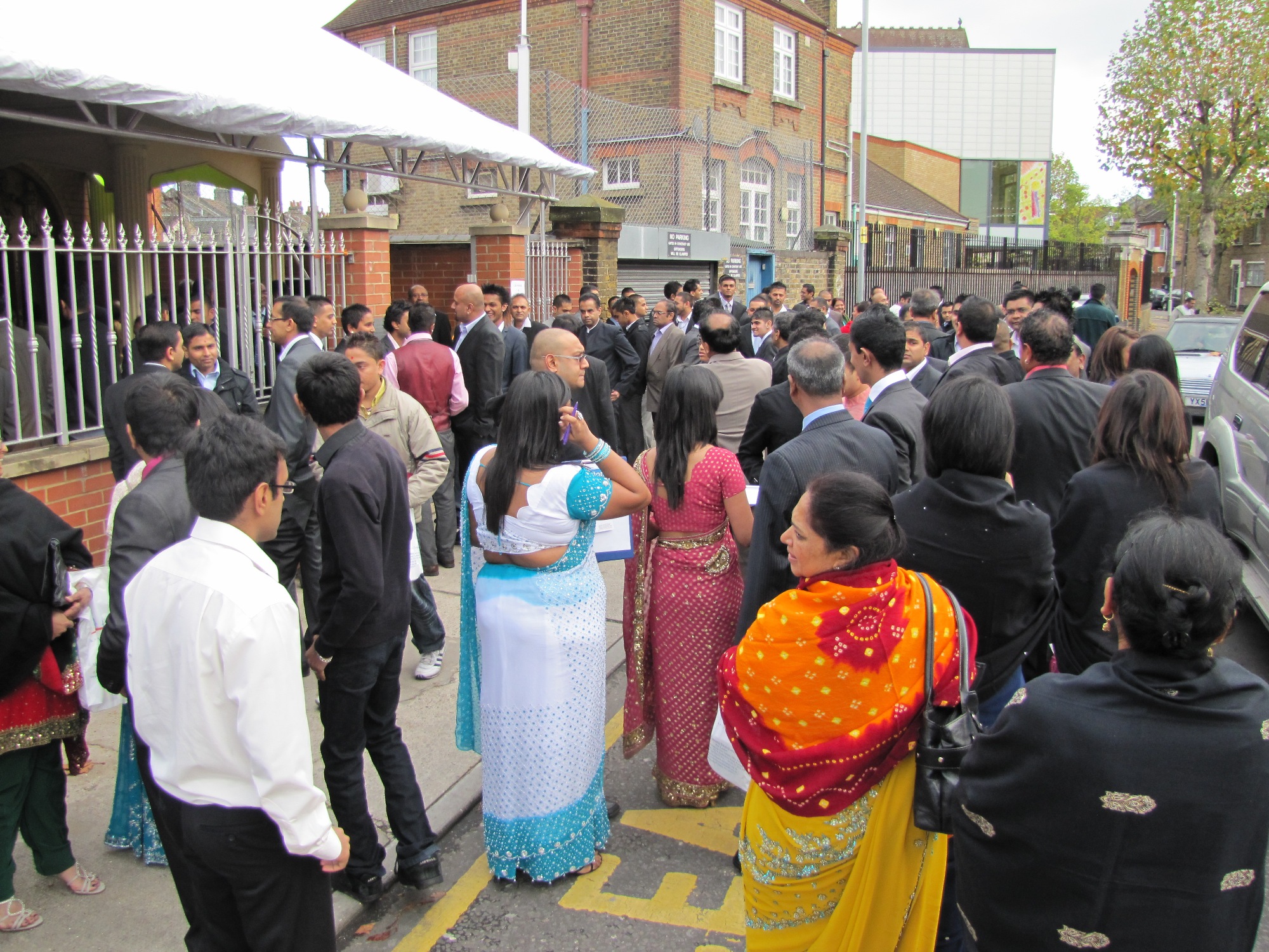 ©1987-2017 SKS Swaminarayan Temple East London