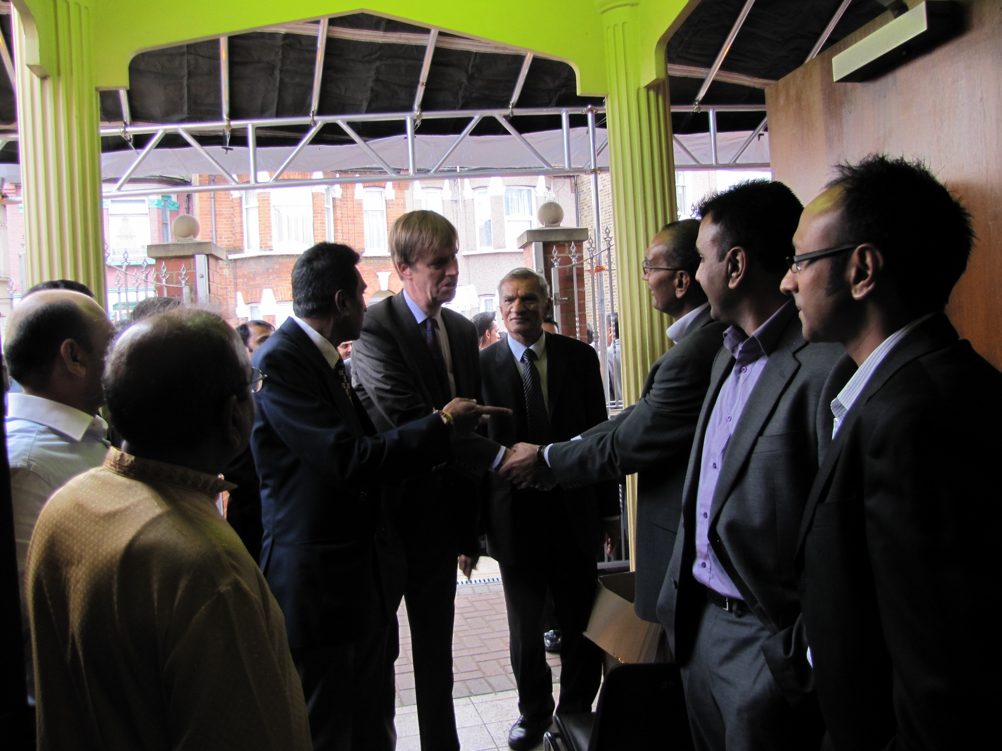 ©1987-2017 SKS Swaminarayan Temple East London