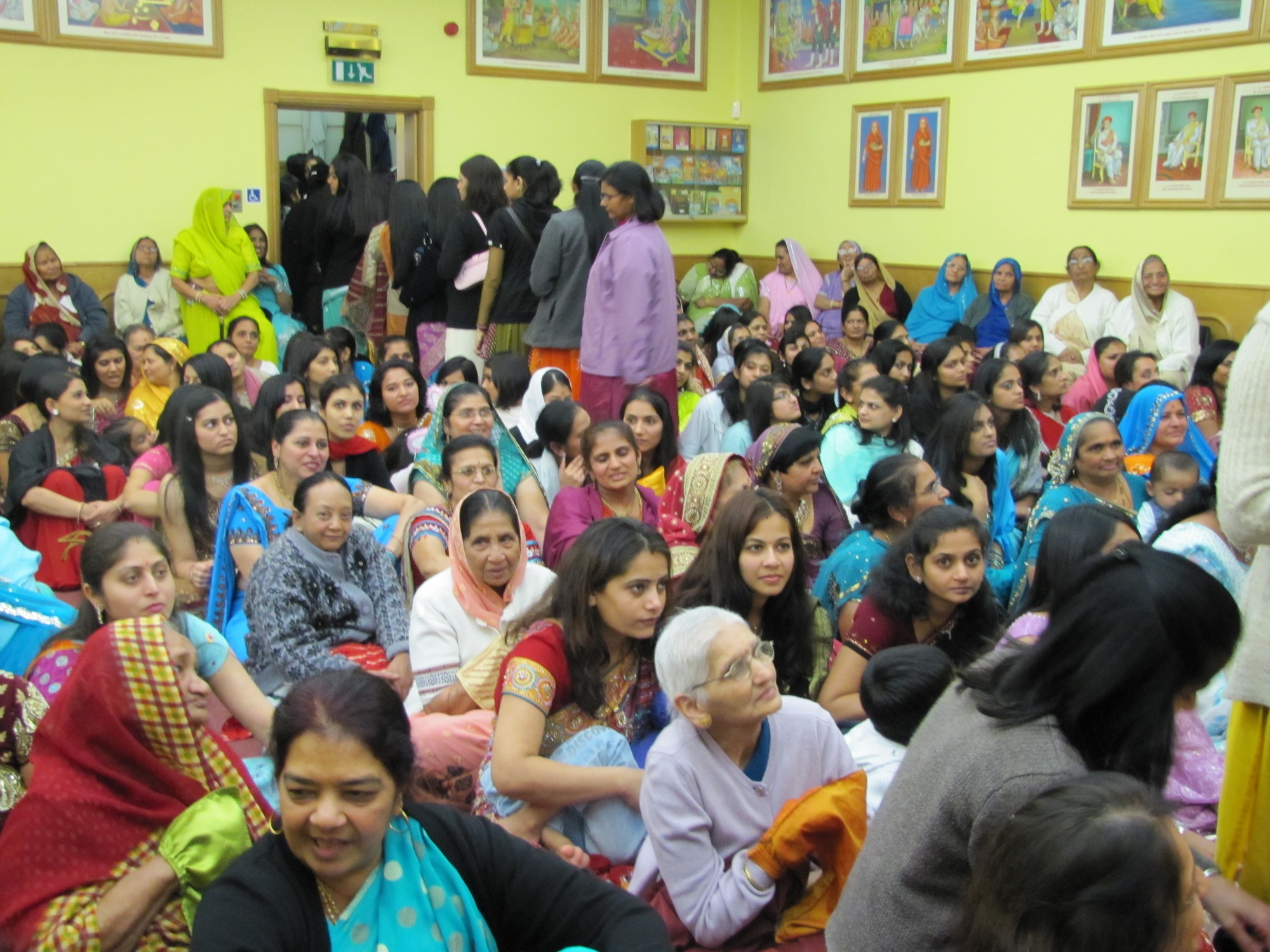 ©1987-2017 SKS Swaminarayan Temple East London