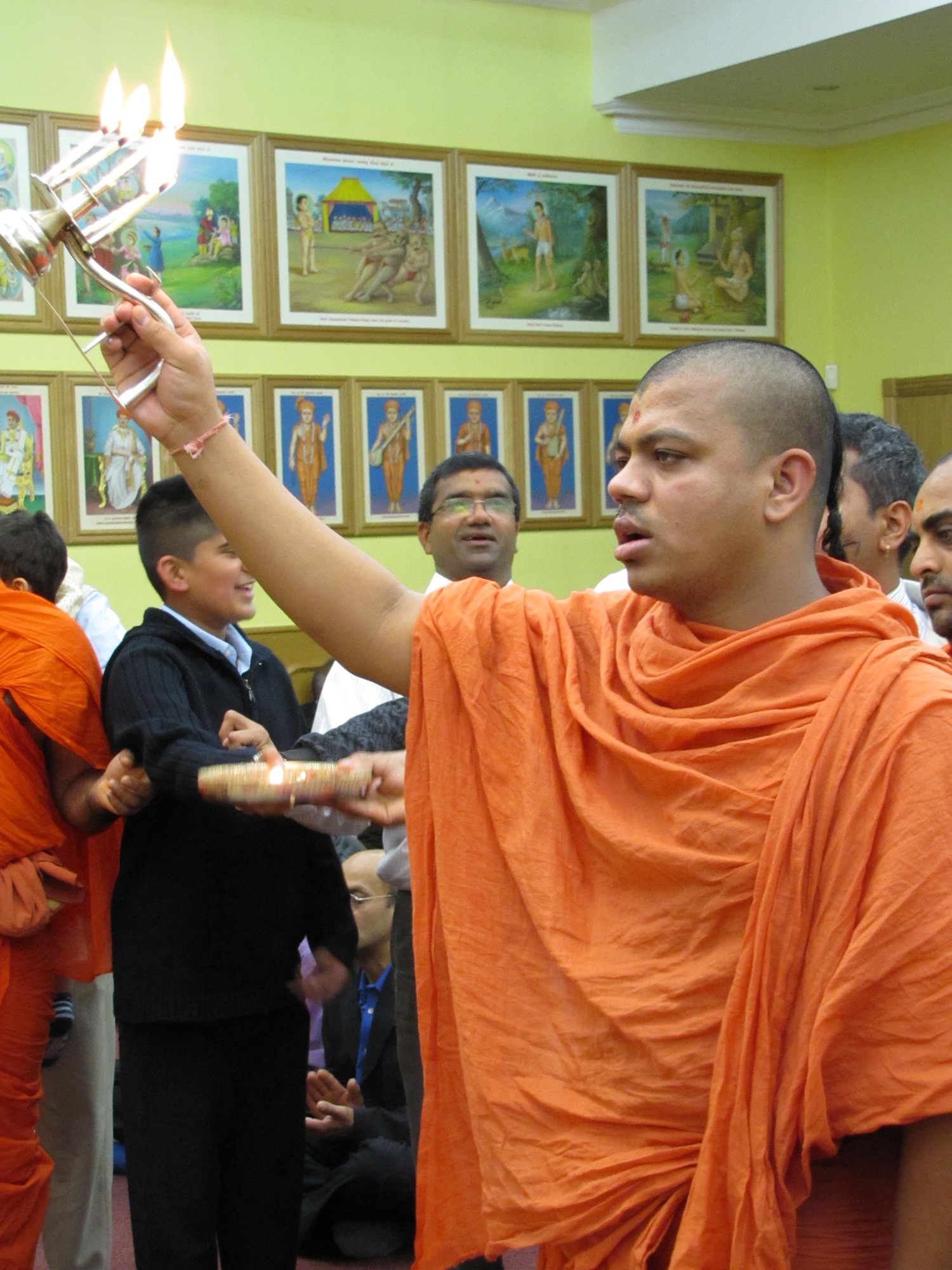 ©1987-2017 SKS Swaminarayan Temple East London
