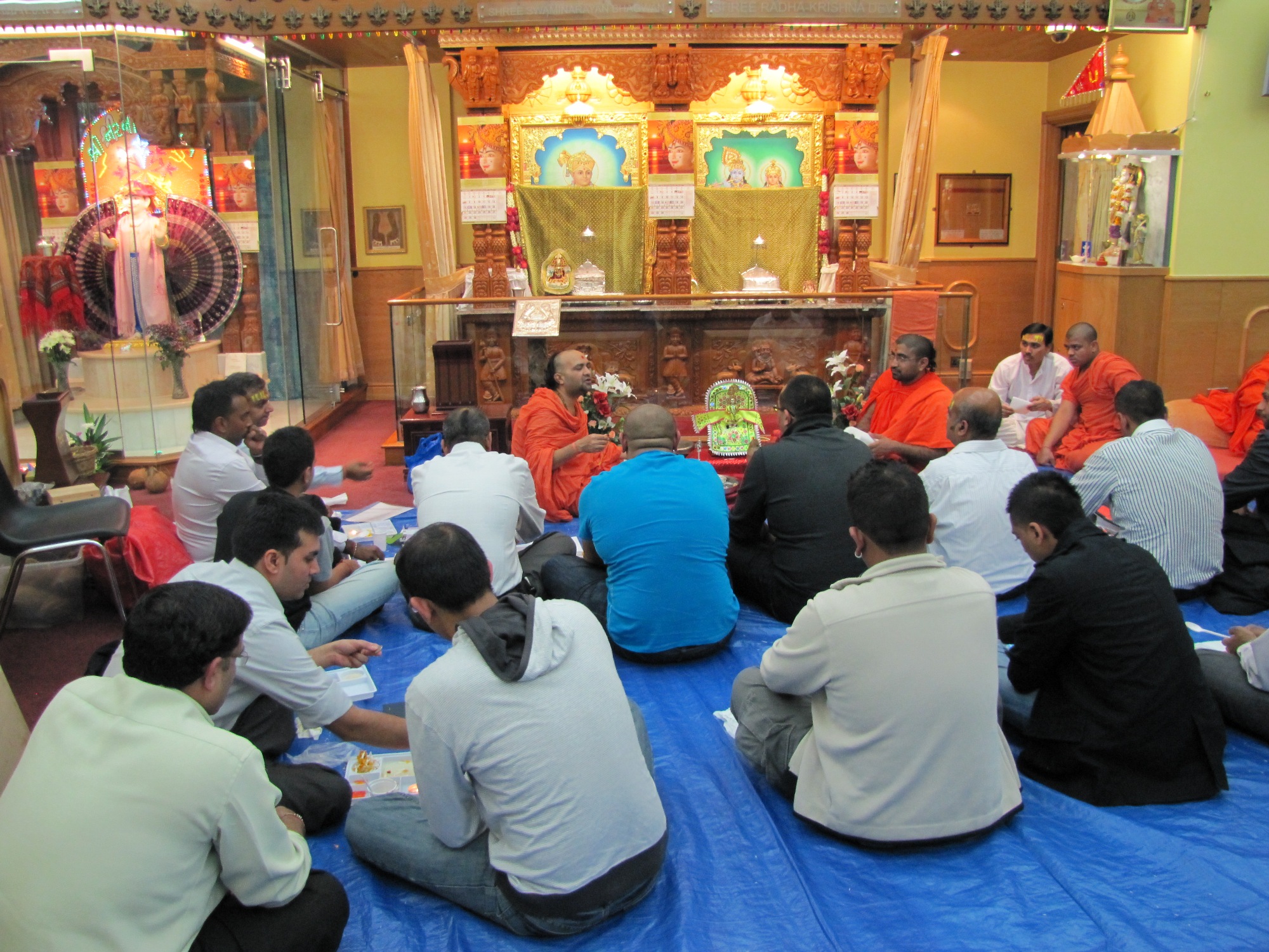 ©1987-2017 SKS Swaminarayan Temple East London