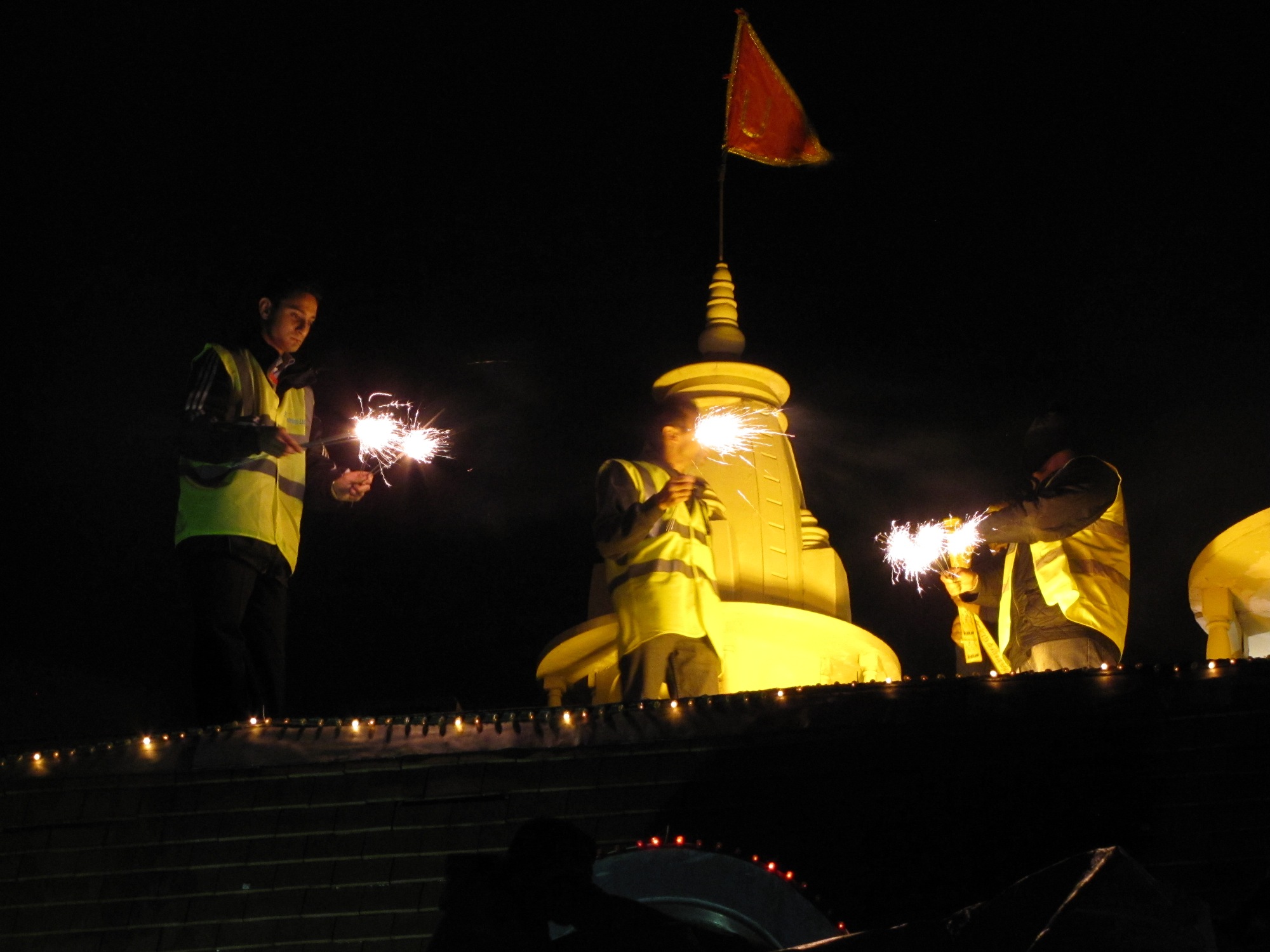 ©1987-2017 SKS Swaminarayan Temple East London